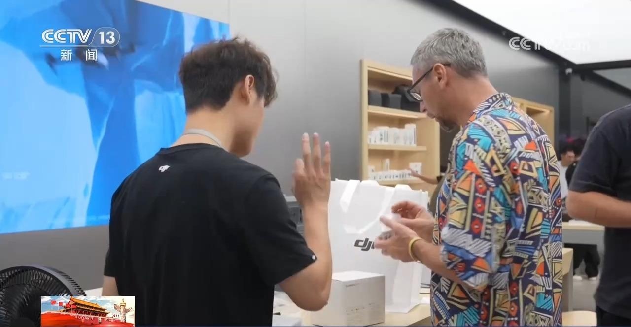 on9star娛樂城：从“中国游”到“中国购” 外国游客在中国都有哪些“心头好”