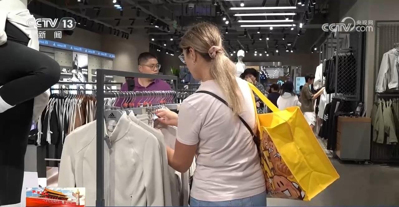 on9star娛樂城：从“中国游”到“中国购” 外国游客在中国都有哪些“心头好”